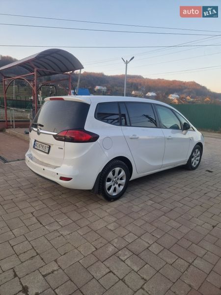 Микровэн Opel Zafira 2014 в Тячеве фото 3 Микровэн Opel Zafira 2014 в Тячеве