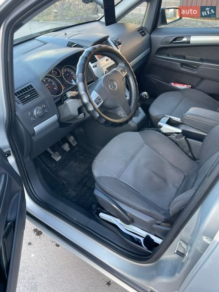 Минивэн Opel Zafira 2009 в Звягеле