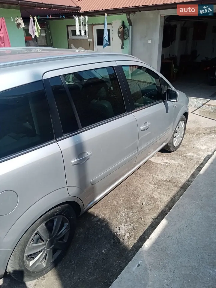 2011 Opel Zafira - мініатюра 30