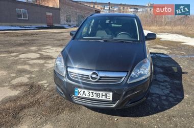 Минивэн Opel Zafira 2013 в Пирятине