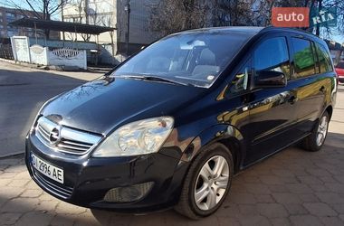 Минивэн Opel Zafira 2010 в Ровно