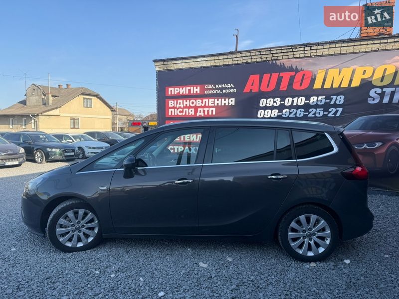 Минивэн Opel Zafira 2013 в Стрые