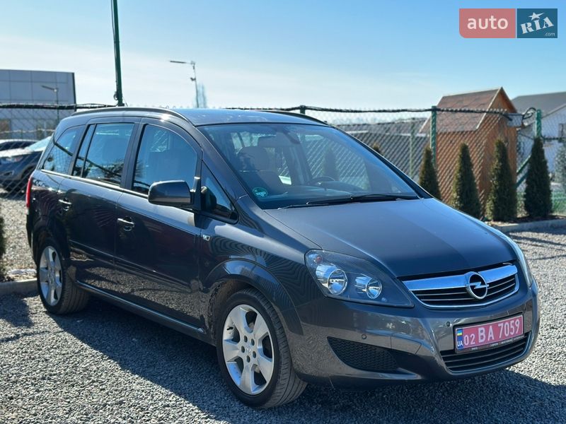 Мінівен Opel Zafira 2012 в Вінниці