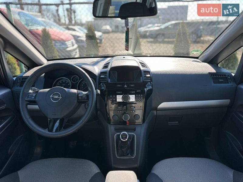 Мінівен Opel Zafira 2012 в Вінниці