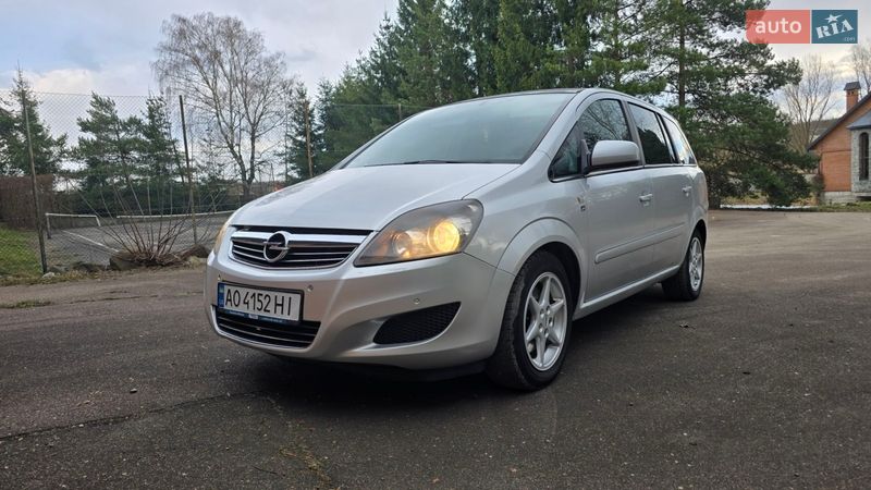 Opel Zafira 2010