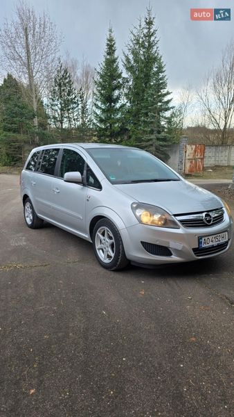 Минивэн Opel Zafira 2010 в Трускавце