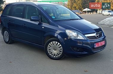 Мінівен Opel Zafira 2012 в Рівному