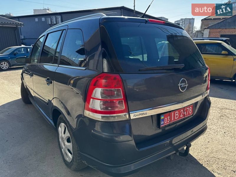 Минивэн Opel Zafira 2009 в Белой Церкви