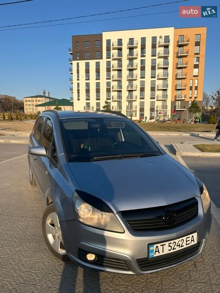 Opel Zafira 2005
