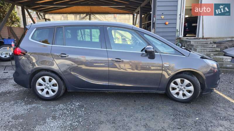 Микровэн Opel Zafira 2015 в Львове