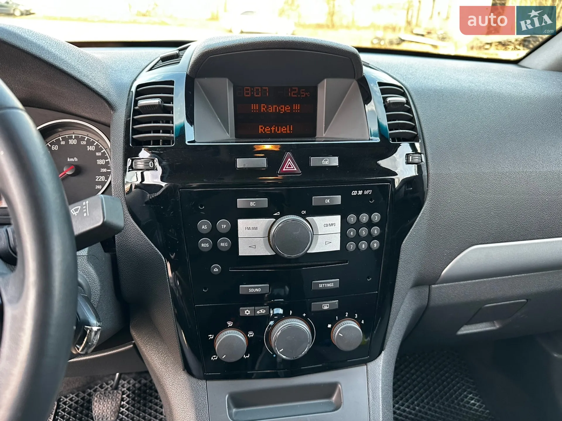 2011 Opel Zafira - мініатюра 25