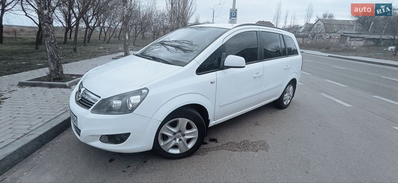 Opel Zafira 2013