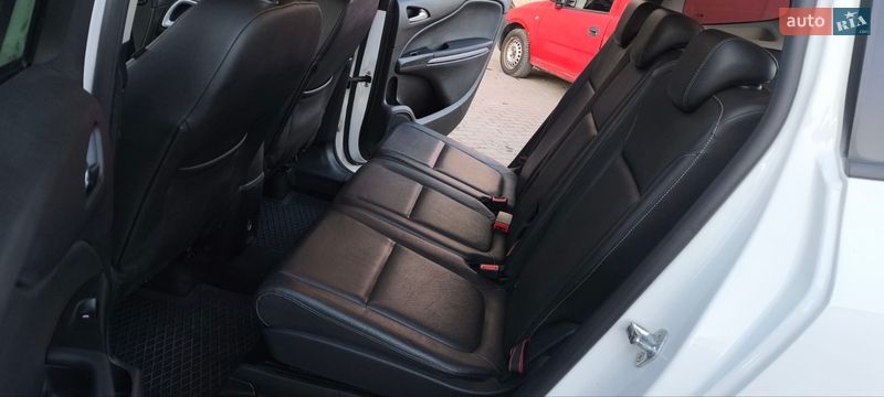 Минивэн Opel Zafira 2016 в Мукачево