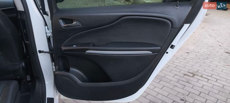 Минивэн Opel Zafira 2016 в Мукачево