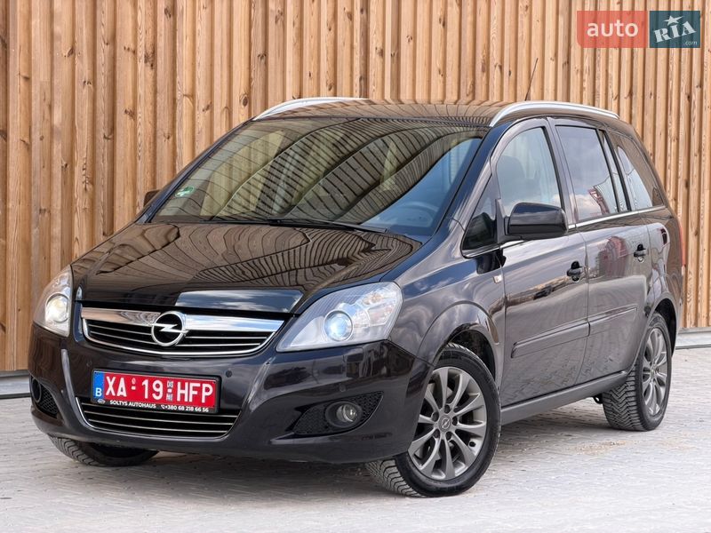 Opel Zafira 2011