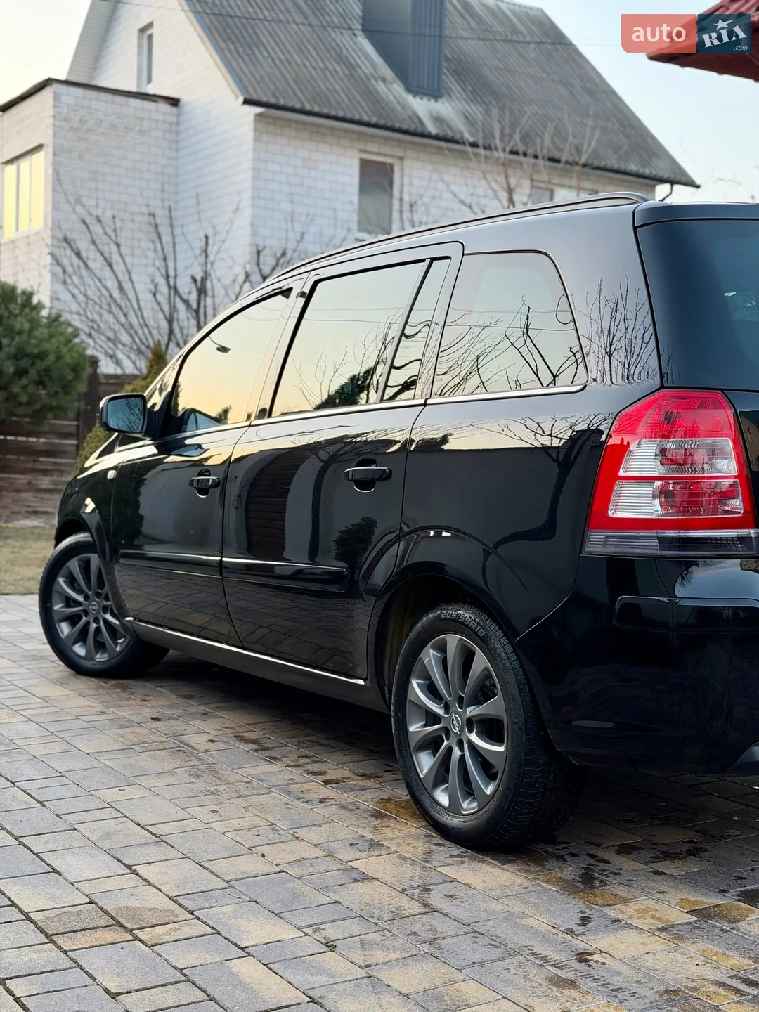 2011 Opel Zafira - мініатюра 21