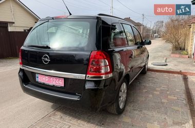 Минивэн Opel Zafira 2010 в Борисполе