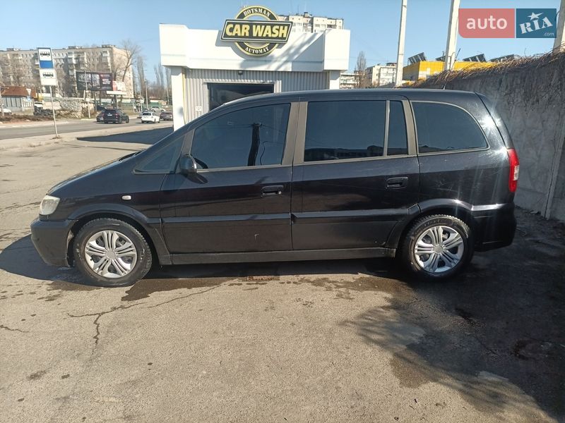 Минивэн Opel Zafira 2004 в Киеве фото 2 Минивэн Opel Zafira 2004 в Киеве