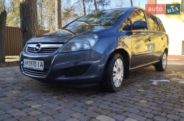 Мінівен Opel Zafira 2010 в Радомишлі