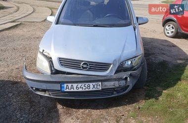 Минивэн Opel Zafira 2001 в Вышгороде