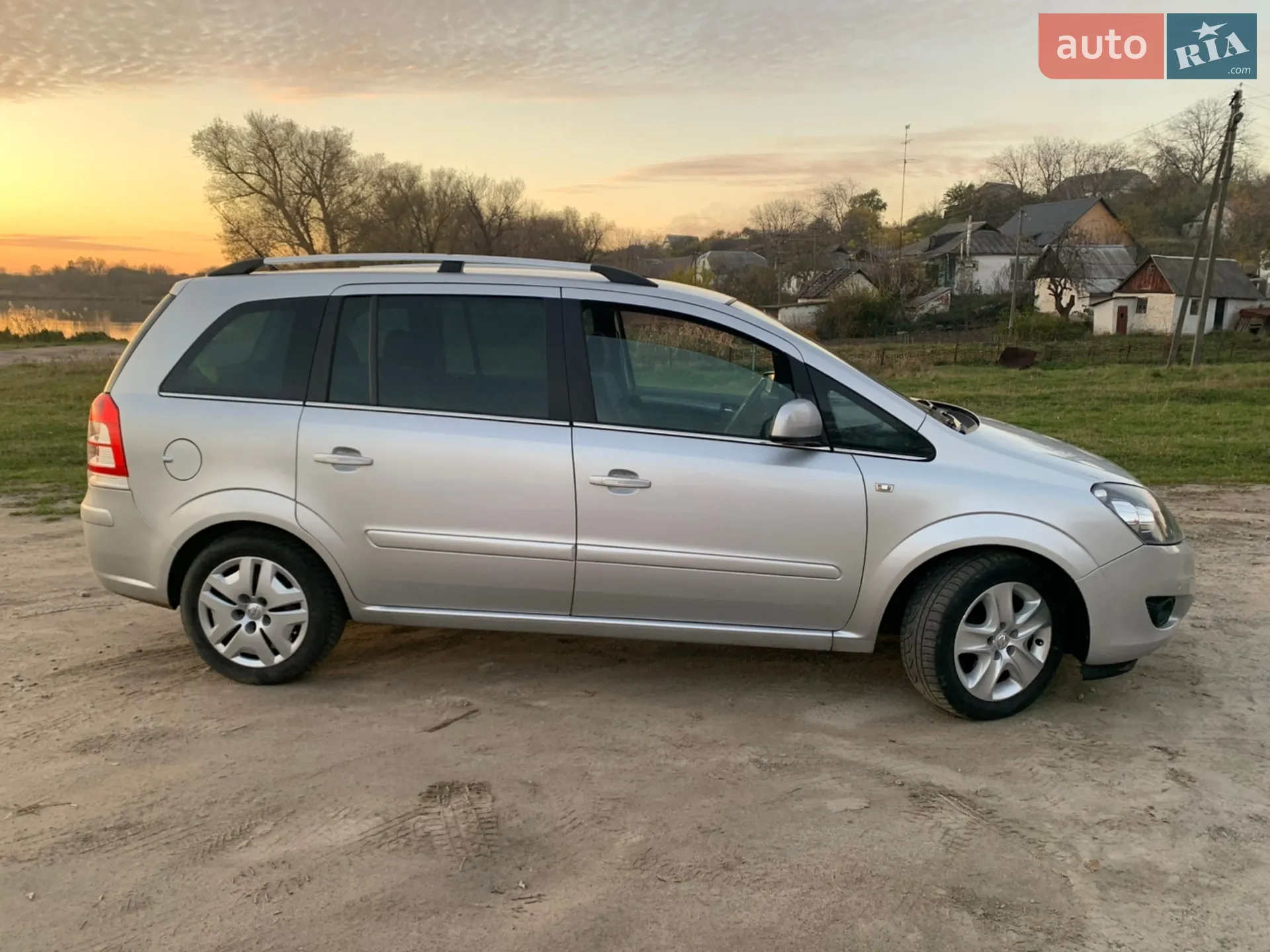 2011 Opel Zafira - мініатюра 2