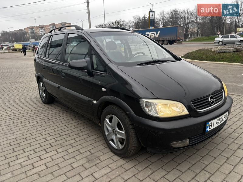 Минивэн Opel Zafira 2000 в Полтаве
