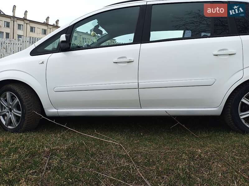 Минивэн Opel Zafira 2009 в Одессе фото 2 Минивэн Opel Zafira 2009 в Одессе