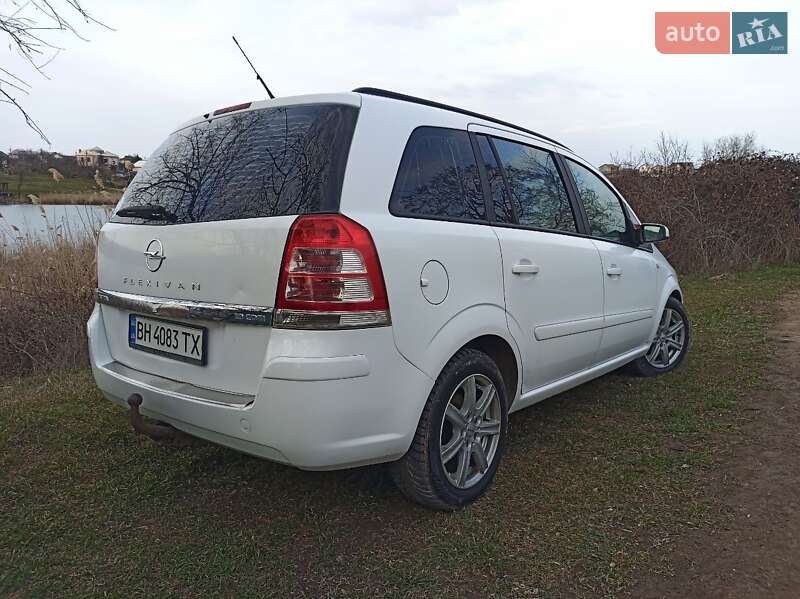 Минивэн Opel Zafira 2009 в Одессе фото 7 Минивэн Opel Zafira 2009 в Одессе