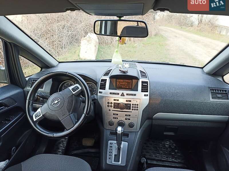 Минивэн Opel Zafira 2009 в Одессе фото 17 Минивэн Opel Zafira 2009 в Одессе