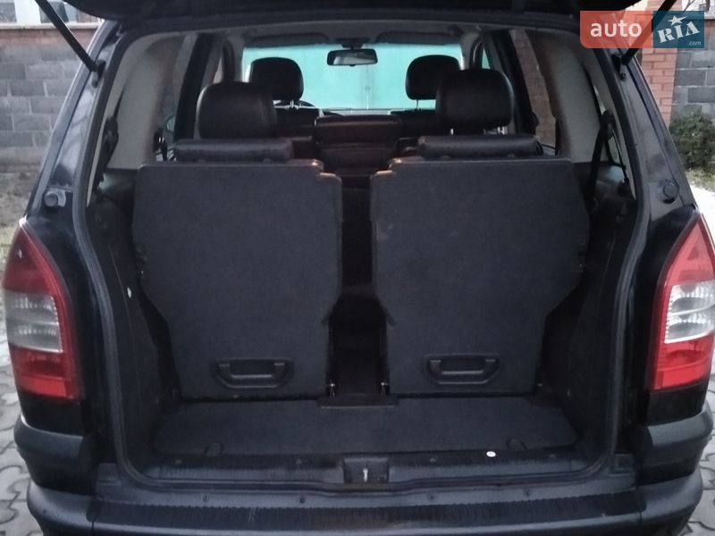 Минивэн Opel Zafira 2003 в Ниве Трудовой