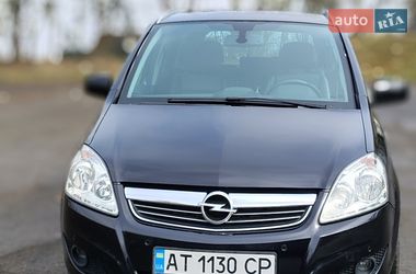 Мінівен Opel Zafira 2011 в Калуші