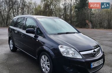 Минивэн Opel Zafira 2011 в Калуше