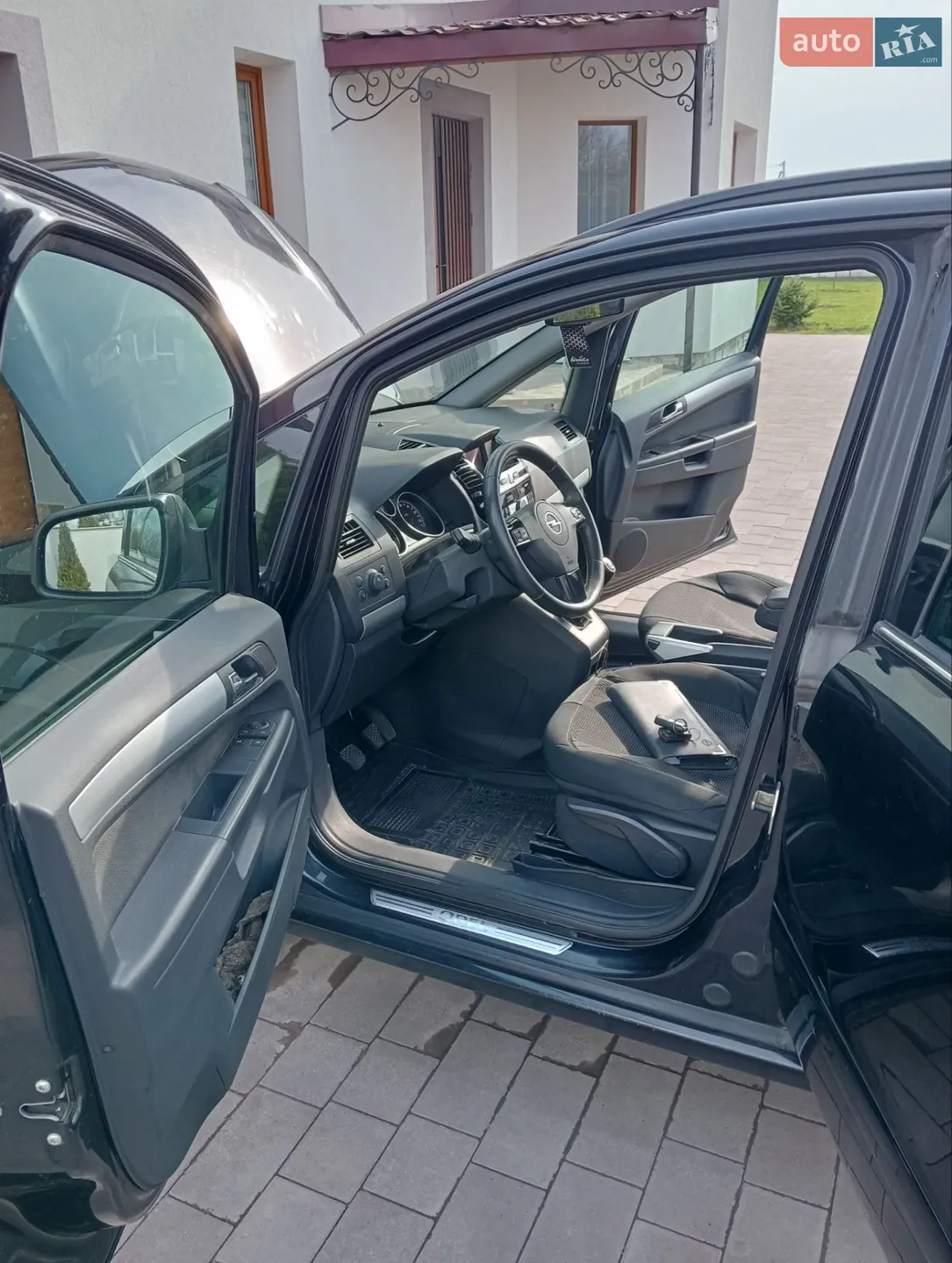 2010 Opel Zafira - мініатюра 19