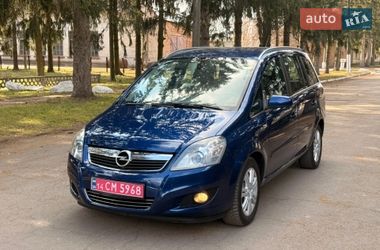 Минивэн Opel Zafira 2009 в Христиновке