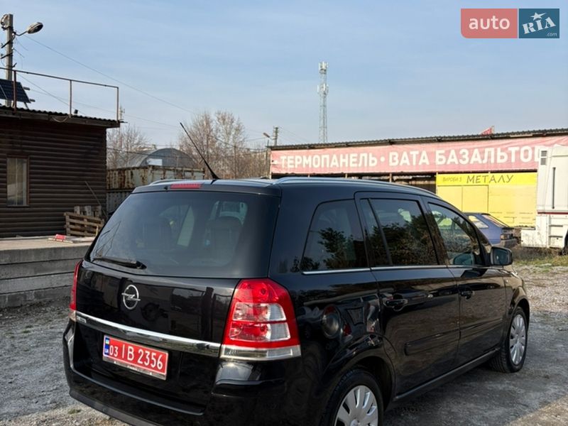 Мінівен Opel Zafira 2011 в Білій Церкві
