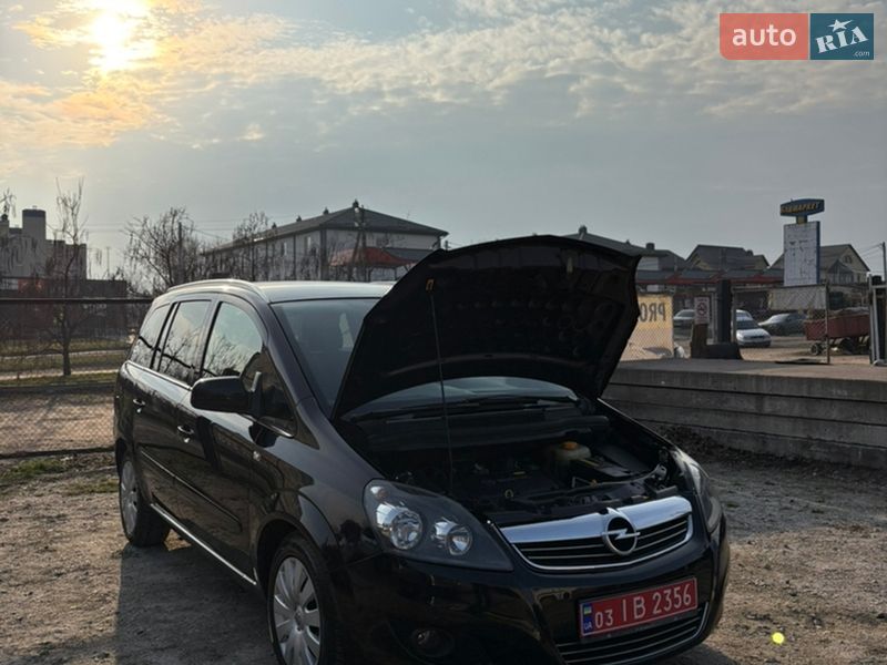 Мінівен Opel Zafira 2011 в Білій Церкві