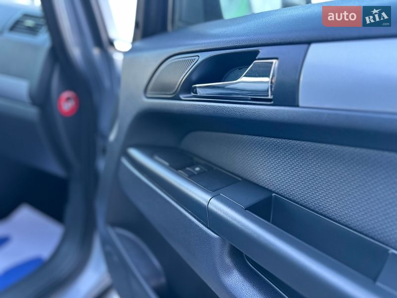 Минивэн Opel Zafira 2006 в Владимире