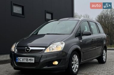 Мінівен Opel Zafira 2009 в Стрию