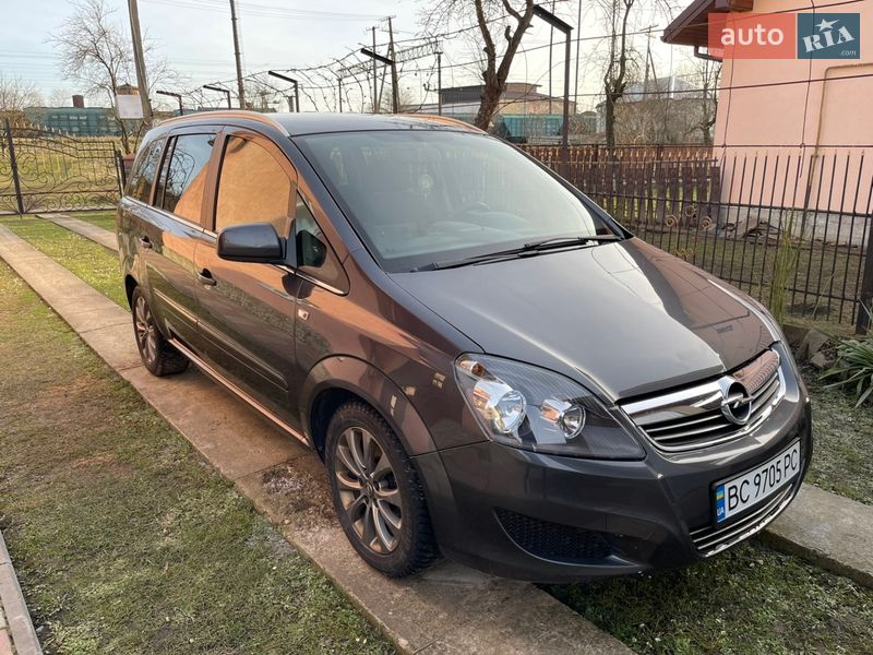 Opel Zafira 2010
