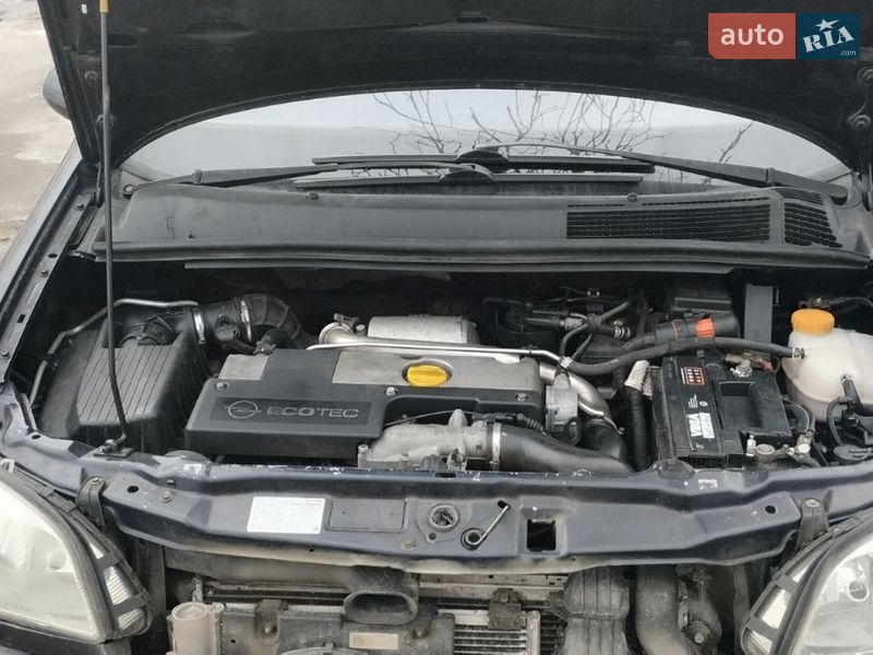 Opel Zafira 2003