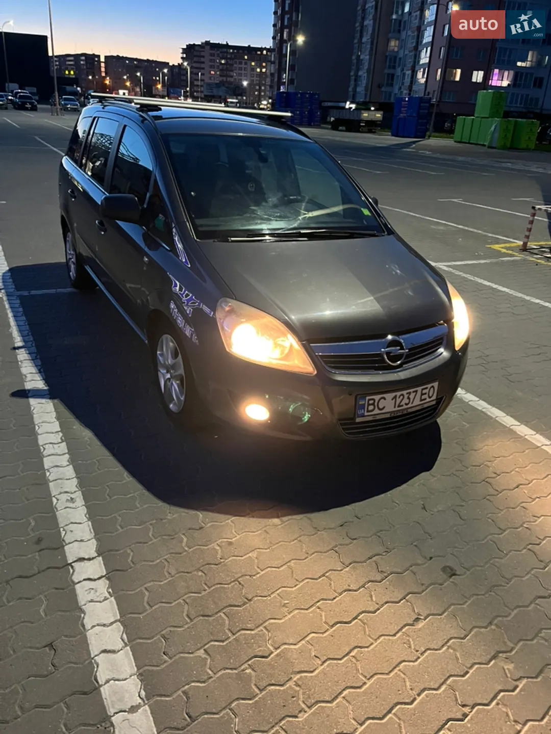 2010 Opel Zafira - мініатюра 11