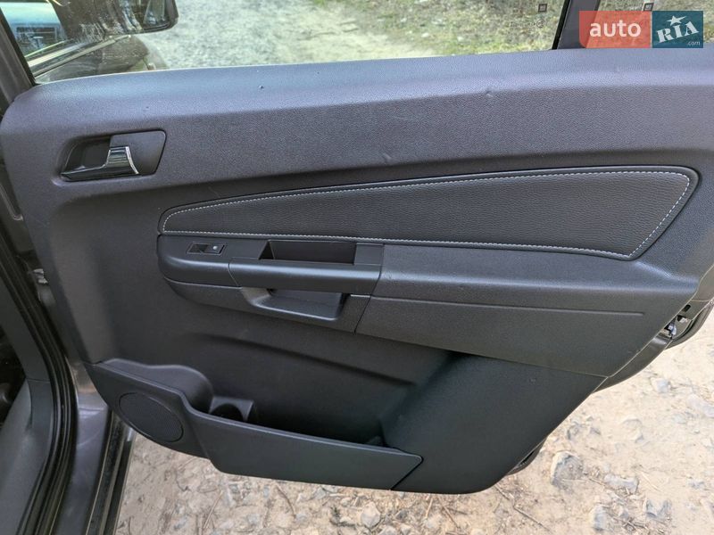 Минивэн Opel Zafira 2009 в Дрогобыче