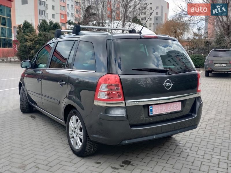 Мінівен Opel Zafira 2012 в Харкові