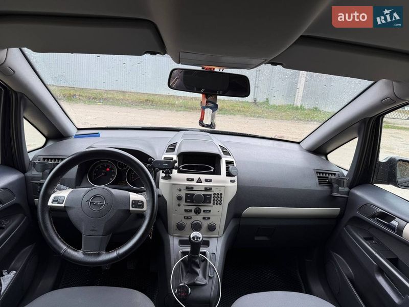 Мінівен Opel Zafira 2008 в Підволочиську