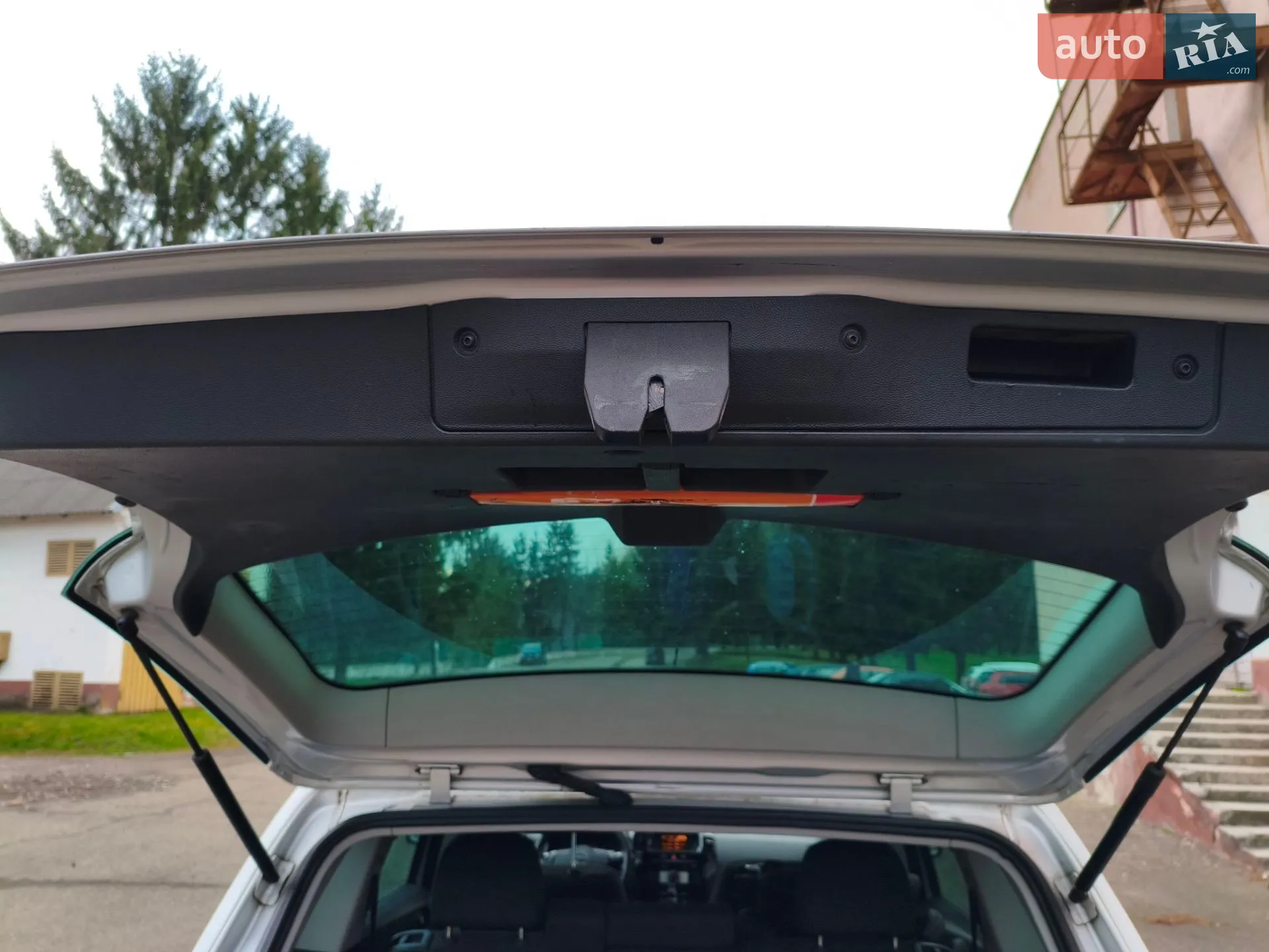 2011 Opel Zafira - мініатюра 17