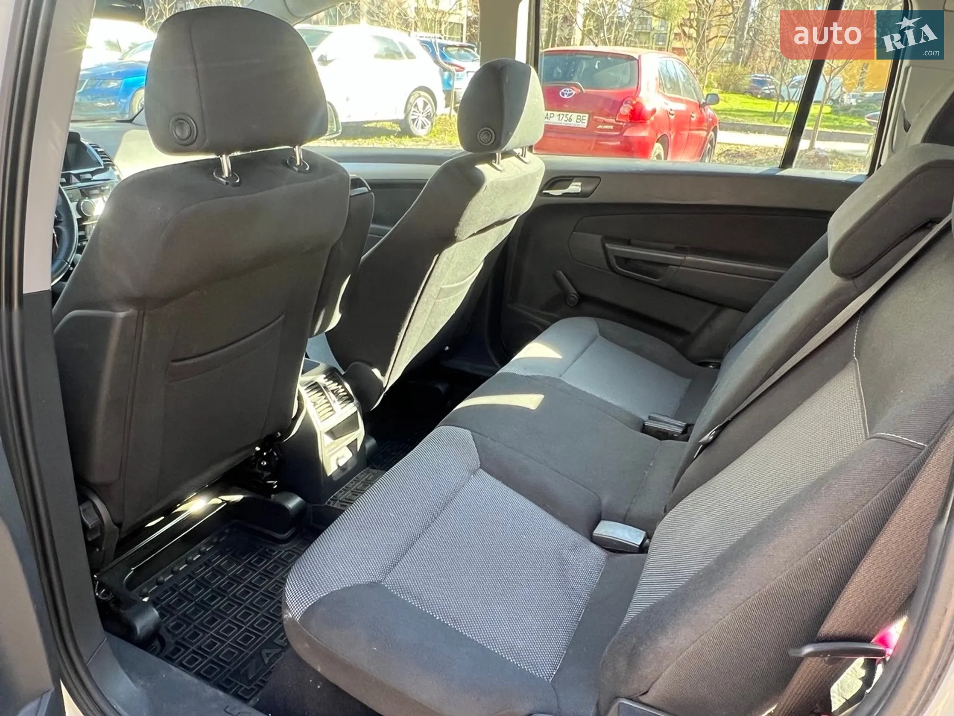 2013 Opel Zafira - мініатюра 14