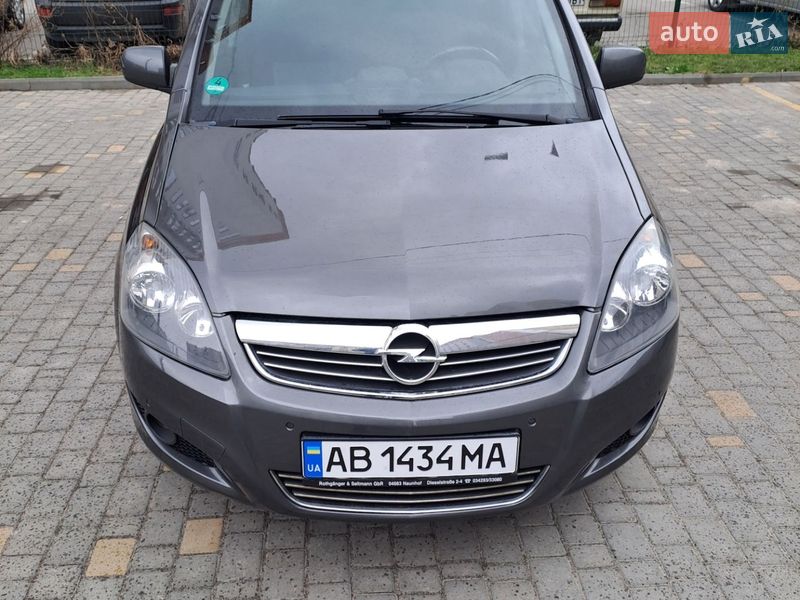 Мінівен Opel Zafira 2010 в Вінниці