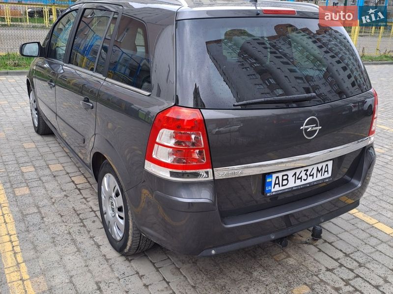 Мінівен Opel Zafira 2010 в Вінниці