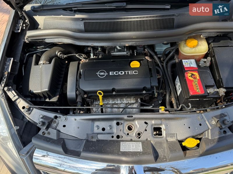 Минивэн Opel Zafira 2009 в Могилев-Подольске