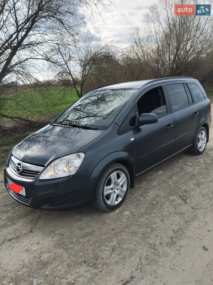 2010 Opel Zafira - мініатюра 18